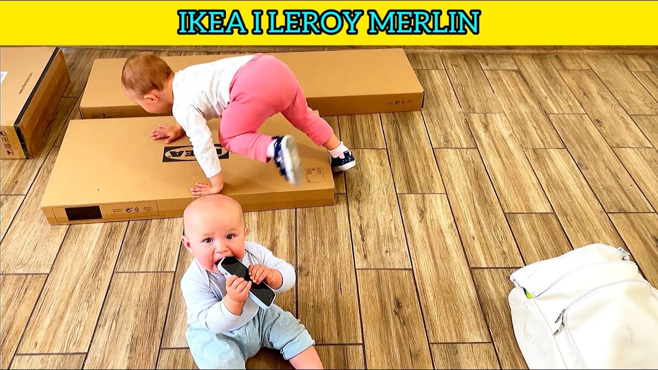DZIECI PIERWSZY RAZ W REMONTOWANYM BIURZE