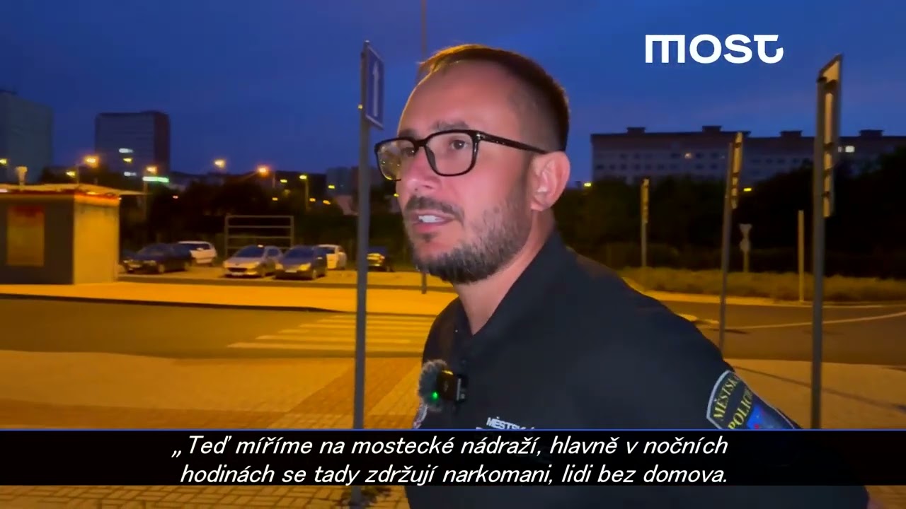 Primátor se vydal se strážníky na noční obhlídku města
