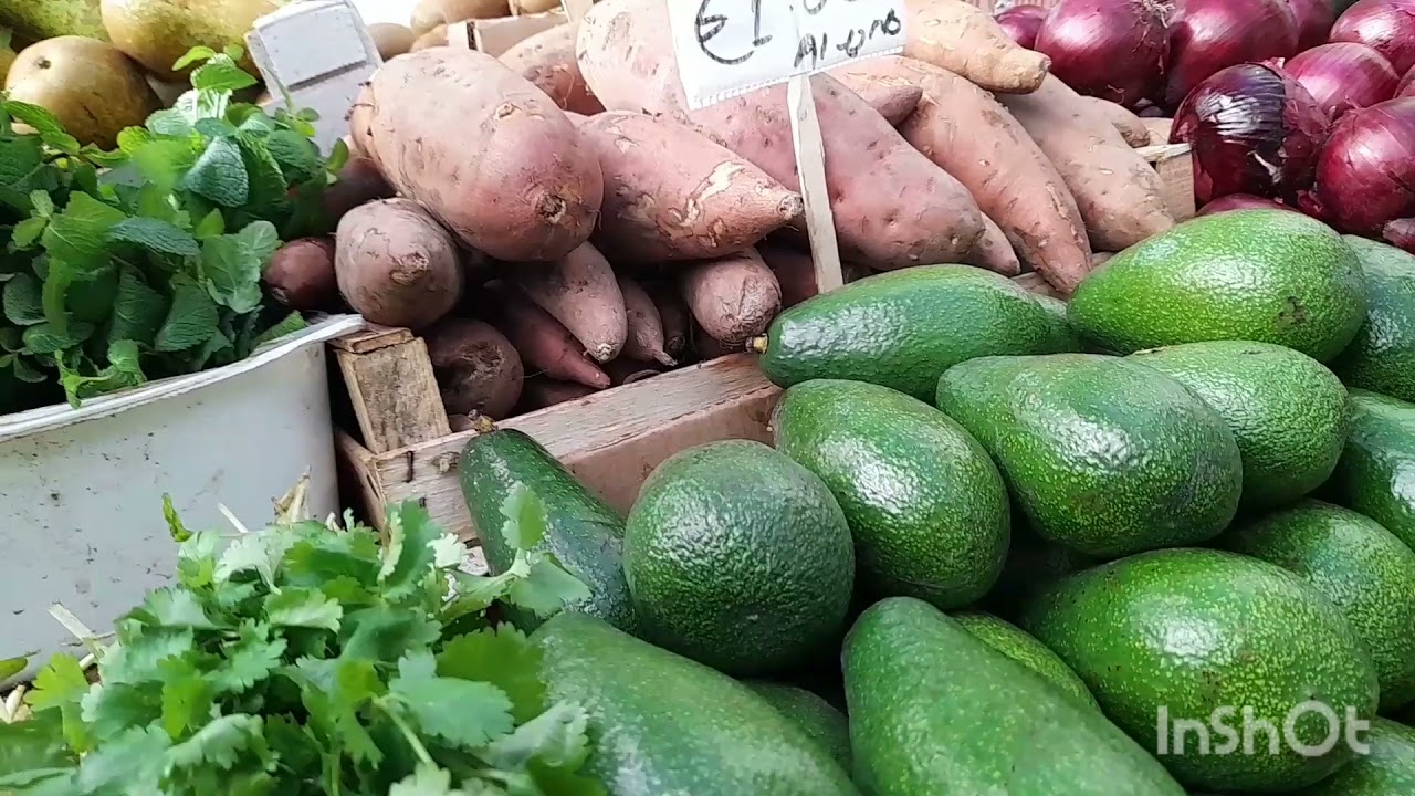 أتمنة الخضار والفواكه في إيطاليا روما روتين التقدية