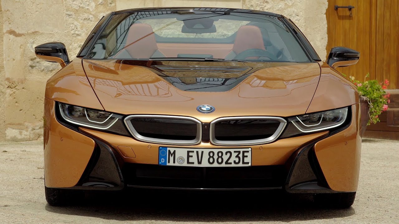 2019 BMW i8 Roadster - Driving, Interior & Exterior | E-Copper