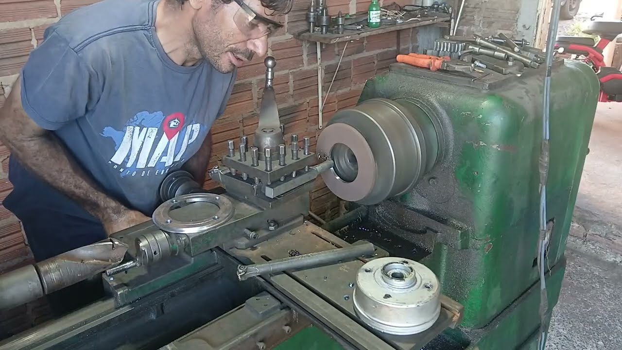Fazendo o centro de 4 rodas de um quadriciclo parte 1