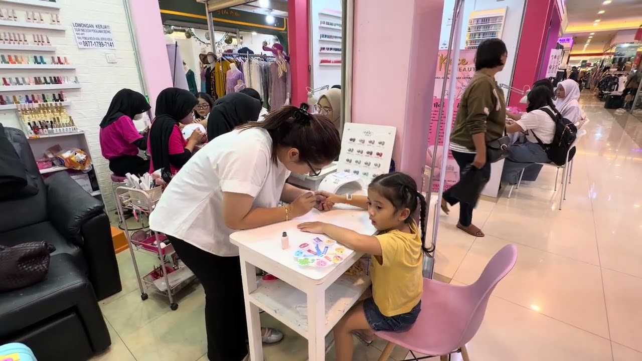 Nail art with el