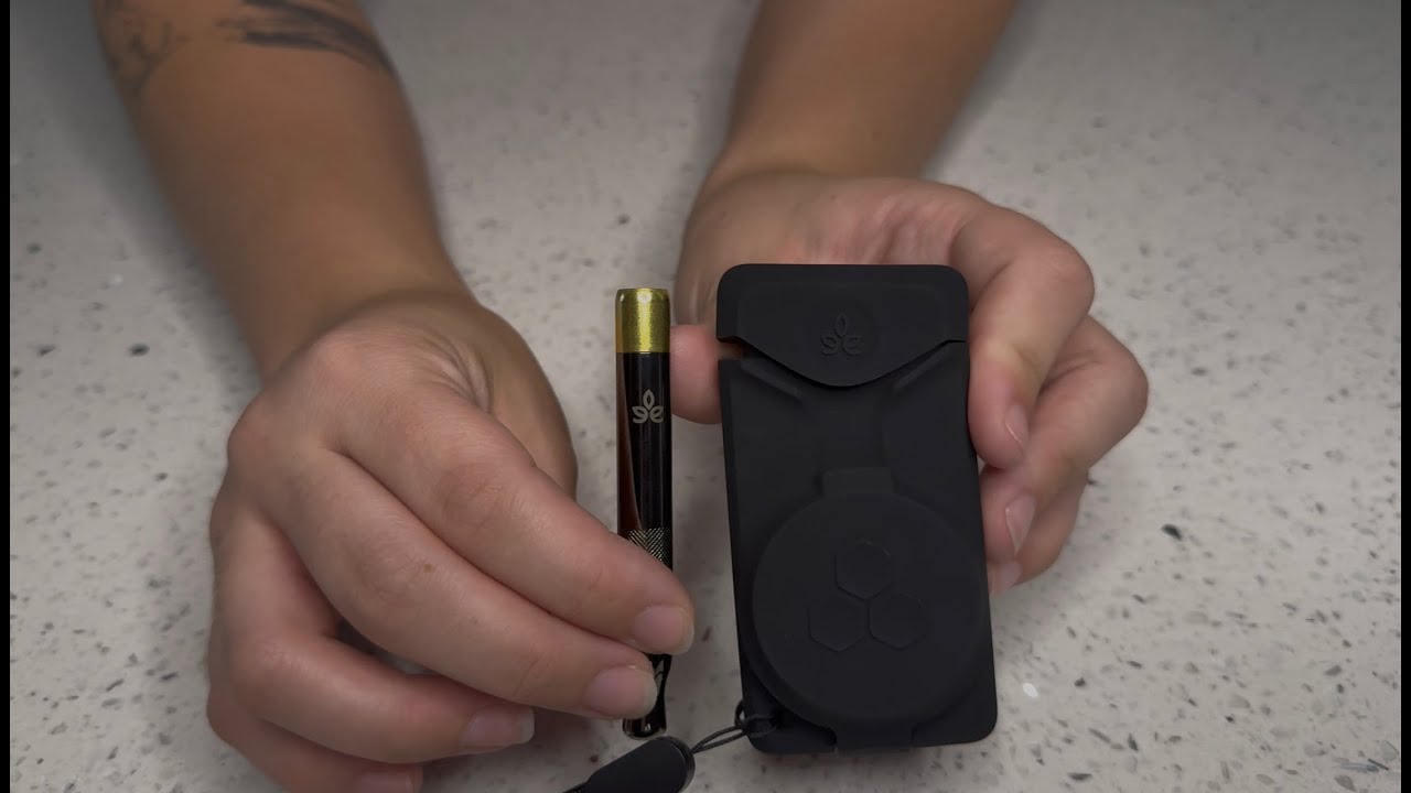One hitter with filter, dugout with PODs , unbreakable smell proof - X7 Best One-Hitter User Guide