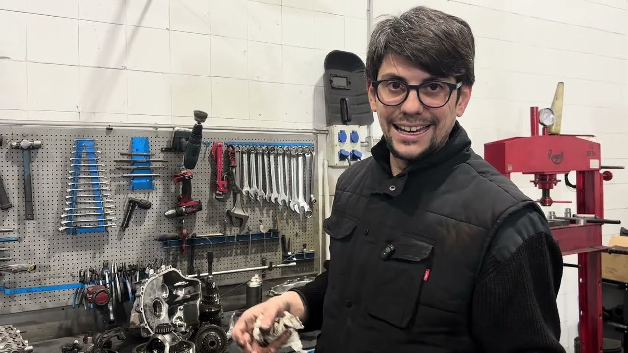 🔍🔧⚙️ Desmontaje real: caja de cambios gripada por falta de lubricación