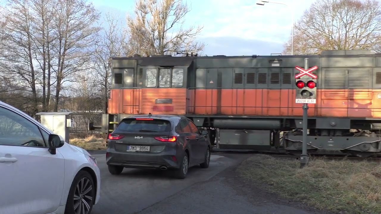 Železniční přejezd Orlová-Zátiší (vlečka) (CZ) - 27.1.2026 / Railroad crossing