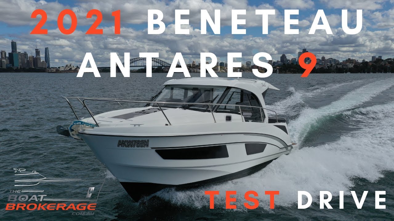 Beneteau Antares 9 2021 года — тест-драйв с двумя подвесными моторами Mercury мощностью 200 л.с.