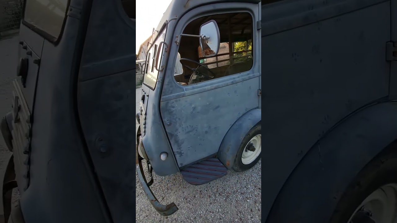 Renault Goelette walkaround  