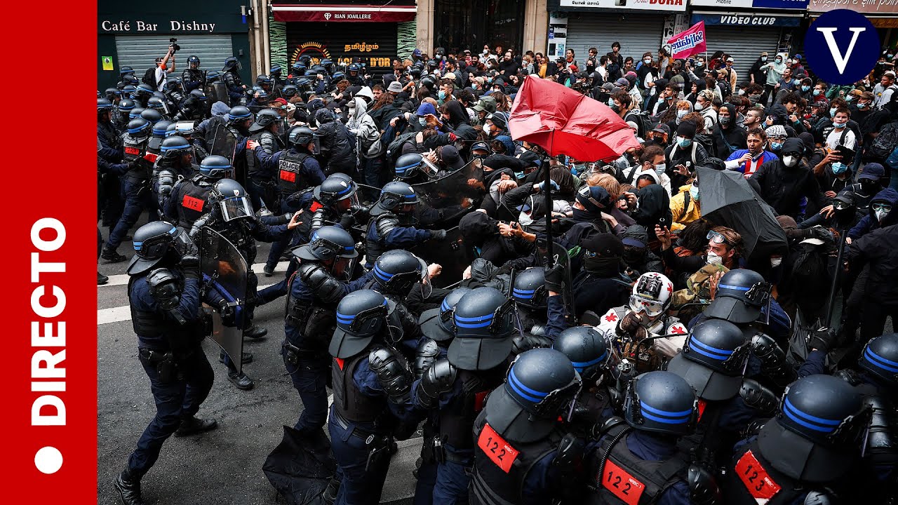 'Black Blocs' en Par&iacute;s: los activistas protestan en la capital francesa
