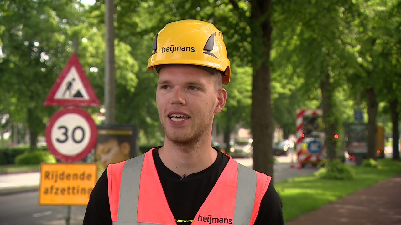 Het Verkeer: Asfaltonderhoud ploeg