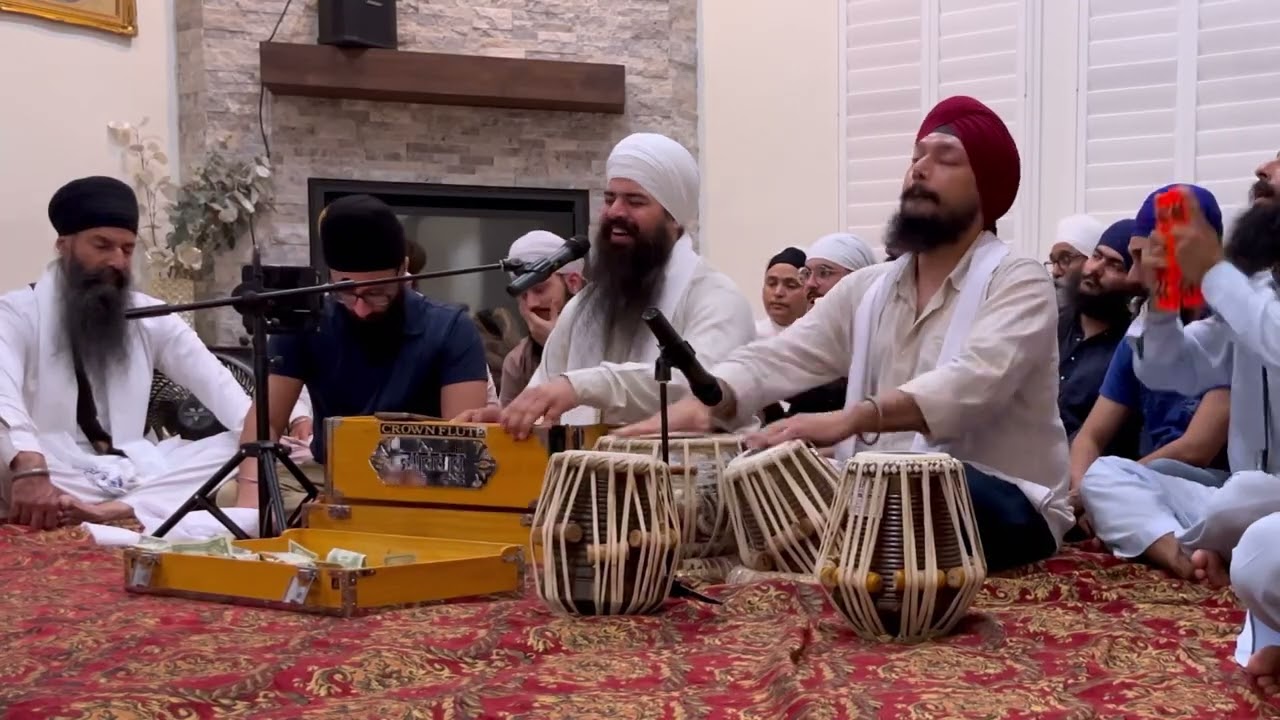 Maan Karo Tudh Upre Mere Pritam Pyaare | CA Youth Kirtan | Bhai Harmeet Singh Delhi Wale Akj