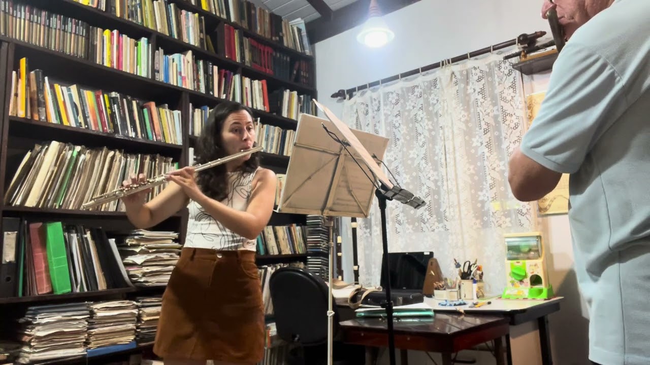 Flauta transversal - Carinhoso - Isadora