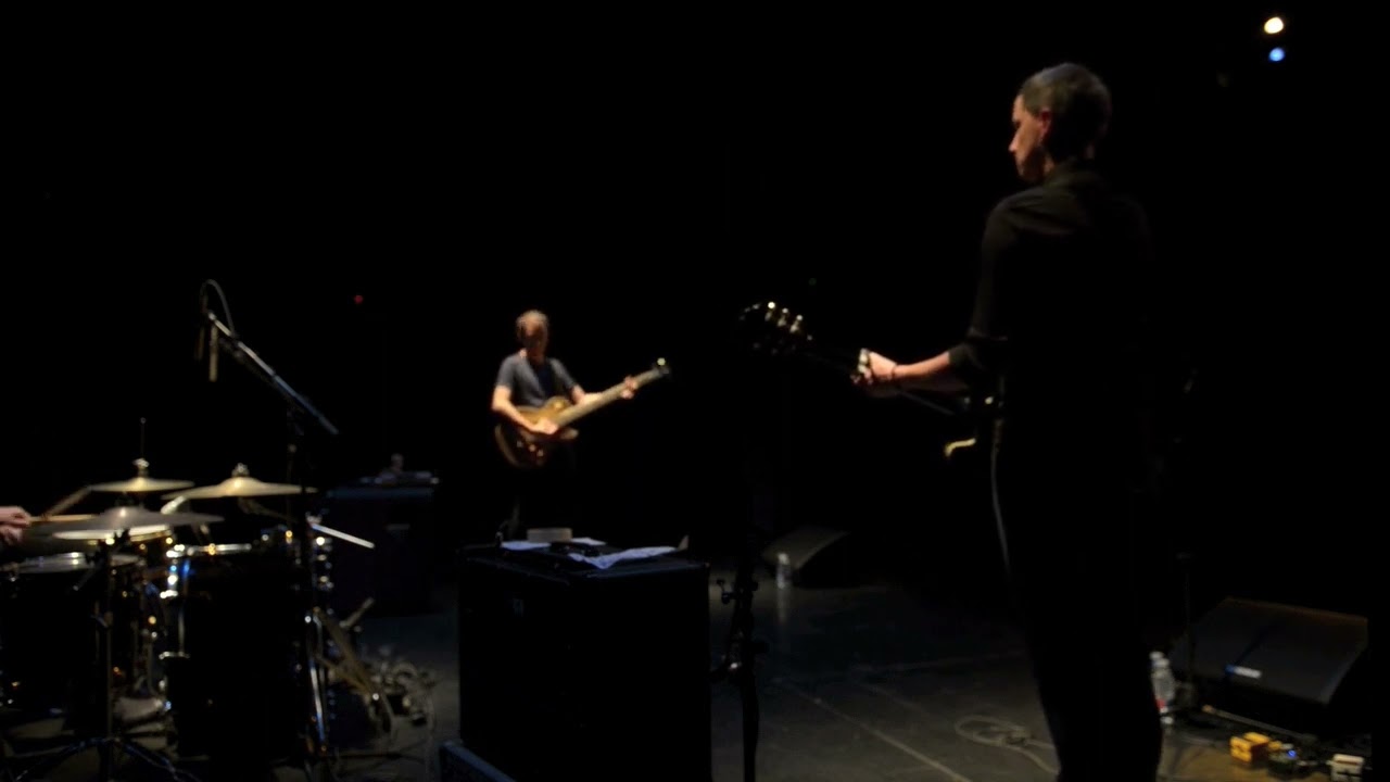 Rivulets - Everybody’s On The Run (Live)