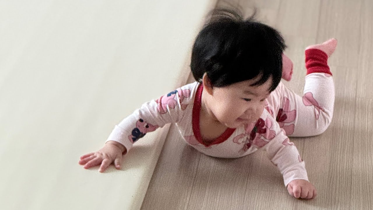 6개월 아기 하루•배밀이•되집기