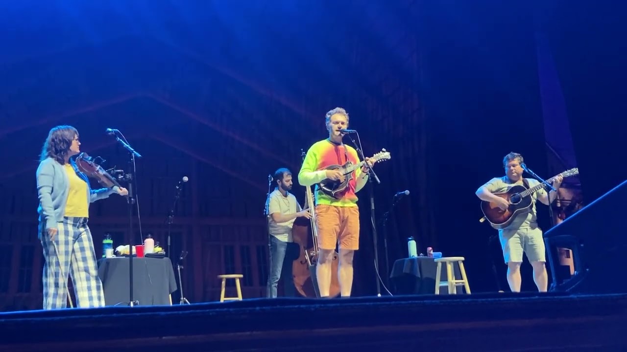 Nickel Creek - Jealous of the Moon live 2024