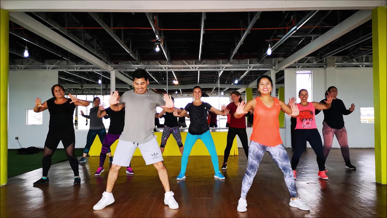 REMIX 90s / ZUMBA by MD TWINS