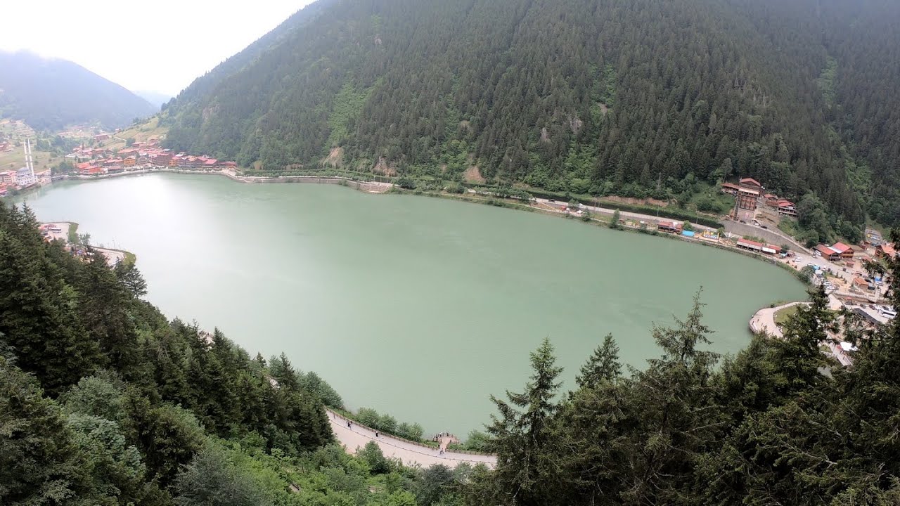 اوزنغول (البحيرة الطويلة) uzungöl طرابزون-الشمال التركي- تركيا 6-6-2022