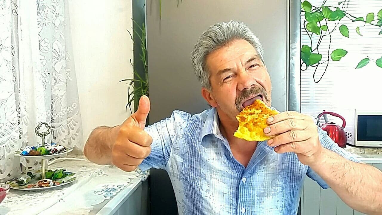 БЫСТРЫЕ БЮДЖЕТНЫЕ ЛЕПЁШКИ с зеленью на сковороде.