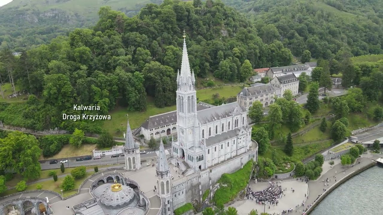 Lourdes widziane z góry