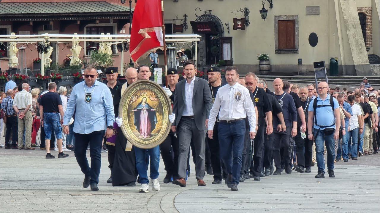 Męski Różaniec Warszawa - Czerwiec 2024 - Modlitwa Różańcowa pod Figurą Matki Bożej Pasawskiej
