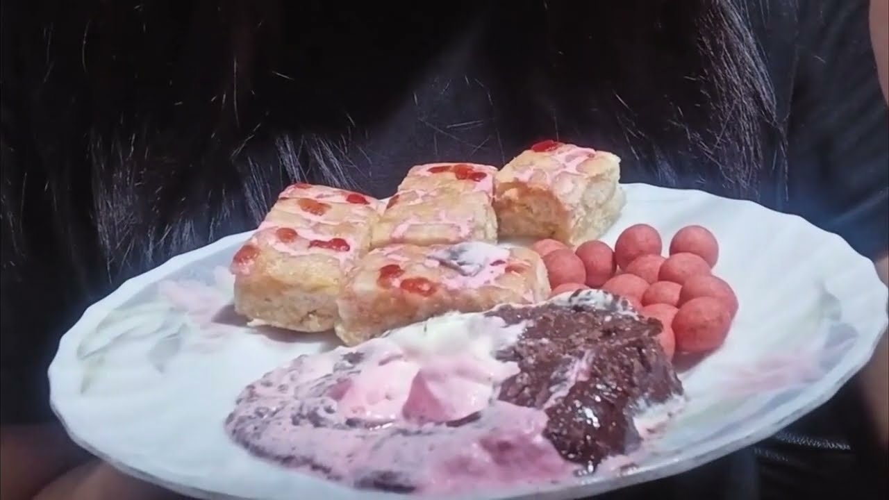 ASMR Layered Mouth Sound | Strawberry Nuggets | Strawberry Mini Bites | Neapolitan Ice cream