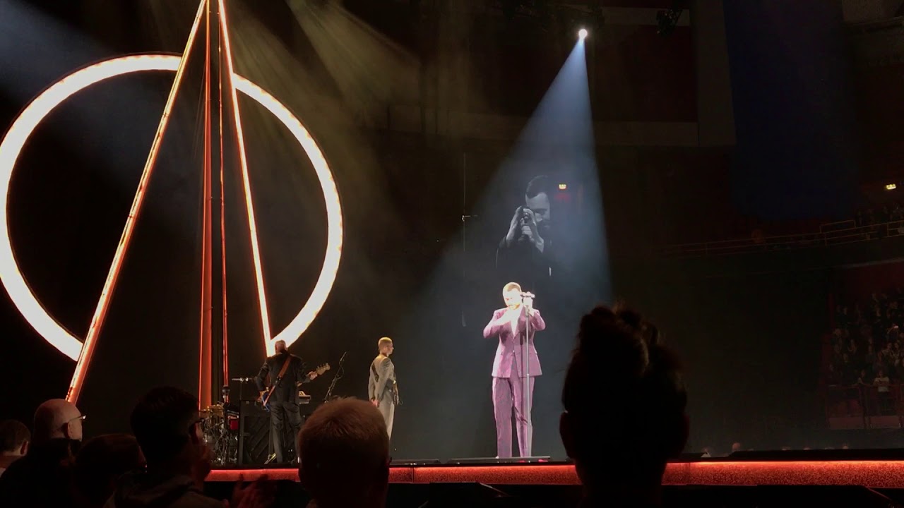 Sam Smith / Lay Me Down (+prologue) in Stockholm