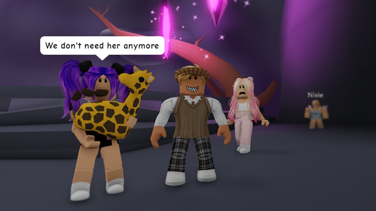 Her Friends Abandoned Her for a Giraffe (Roblox Adopt me)