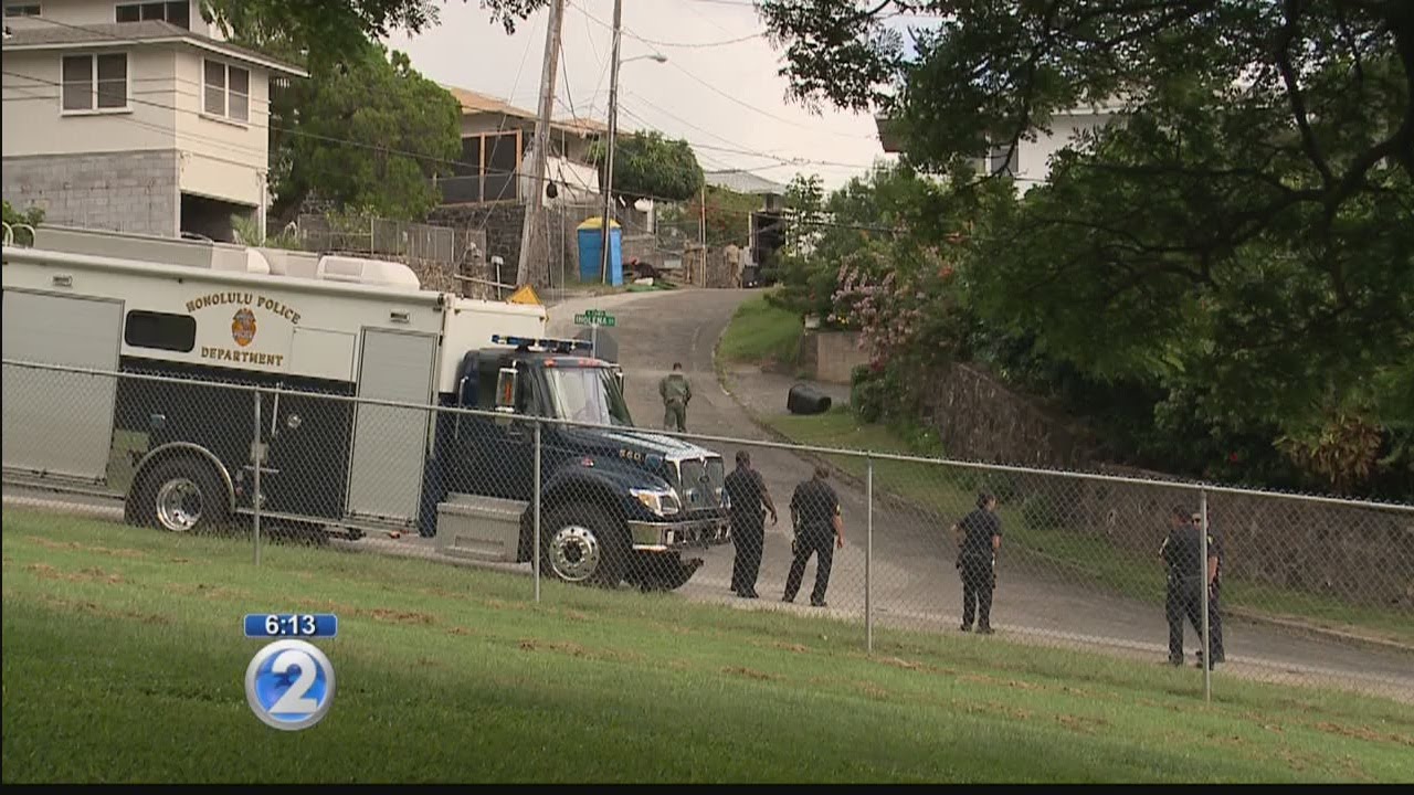 WWII unexploded ordnance found in Liliha yard