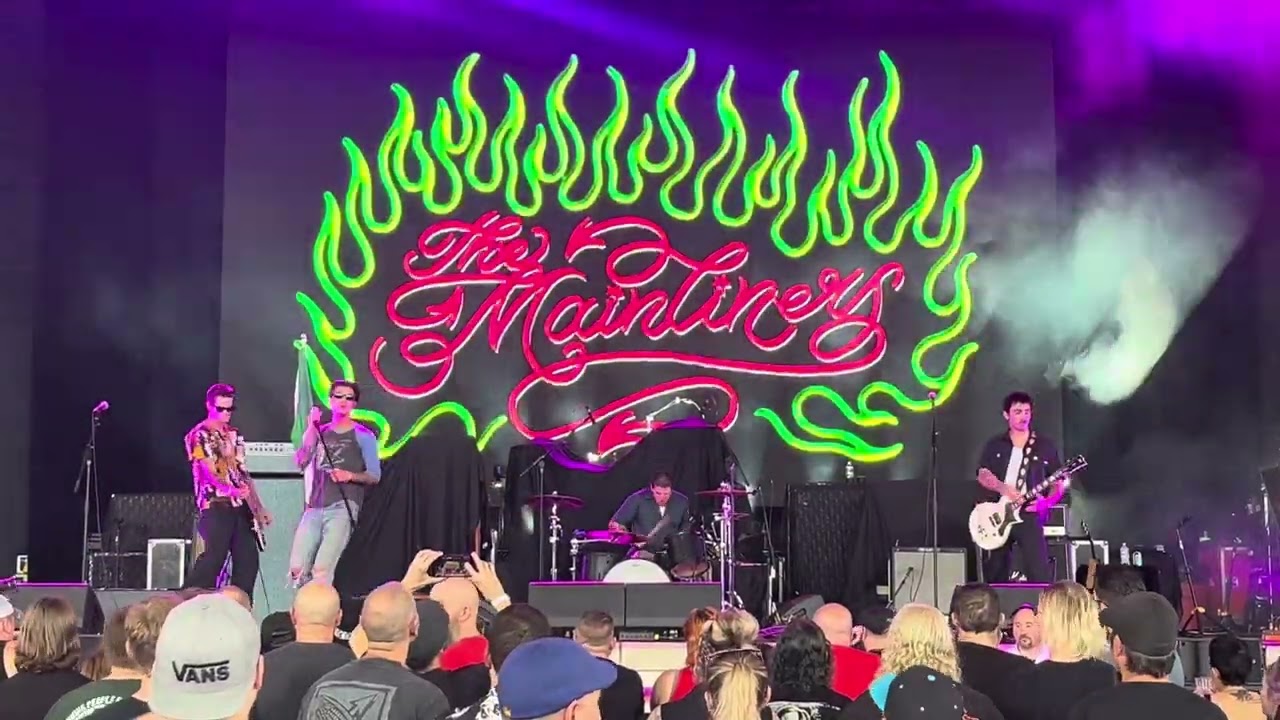 THE MAINLINERS - Life&rsquo;s Alright & Chrome Pit LIVE 