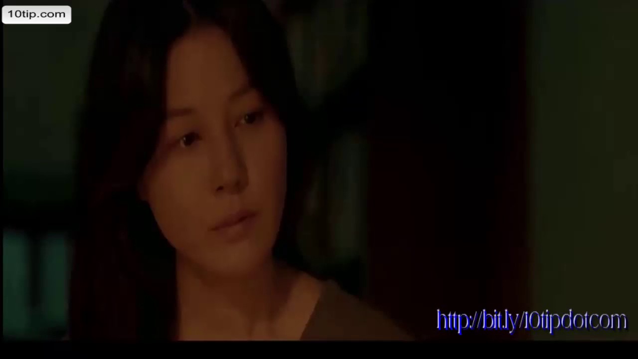 Misbehavior - kiss scene