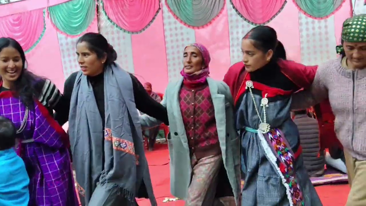   हमारी पंचायत में आए आज सुंदर सिंह ठाकुर हेल्थ सेंटर पंचायत सामुदायिक केंद्र का शिलान्यास करने ♥️
