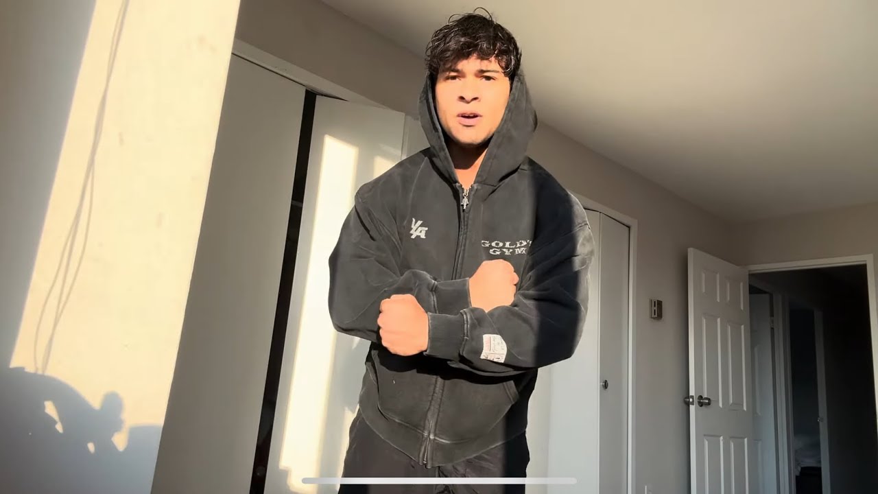 YOUNGLA x GOLD’S GYM Collab Try-On Haul & Review