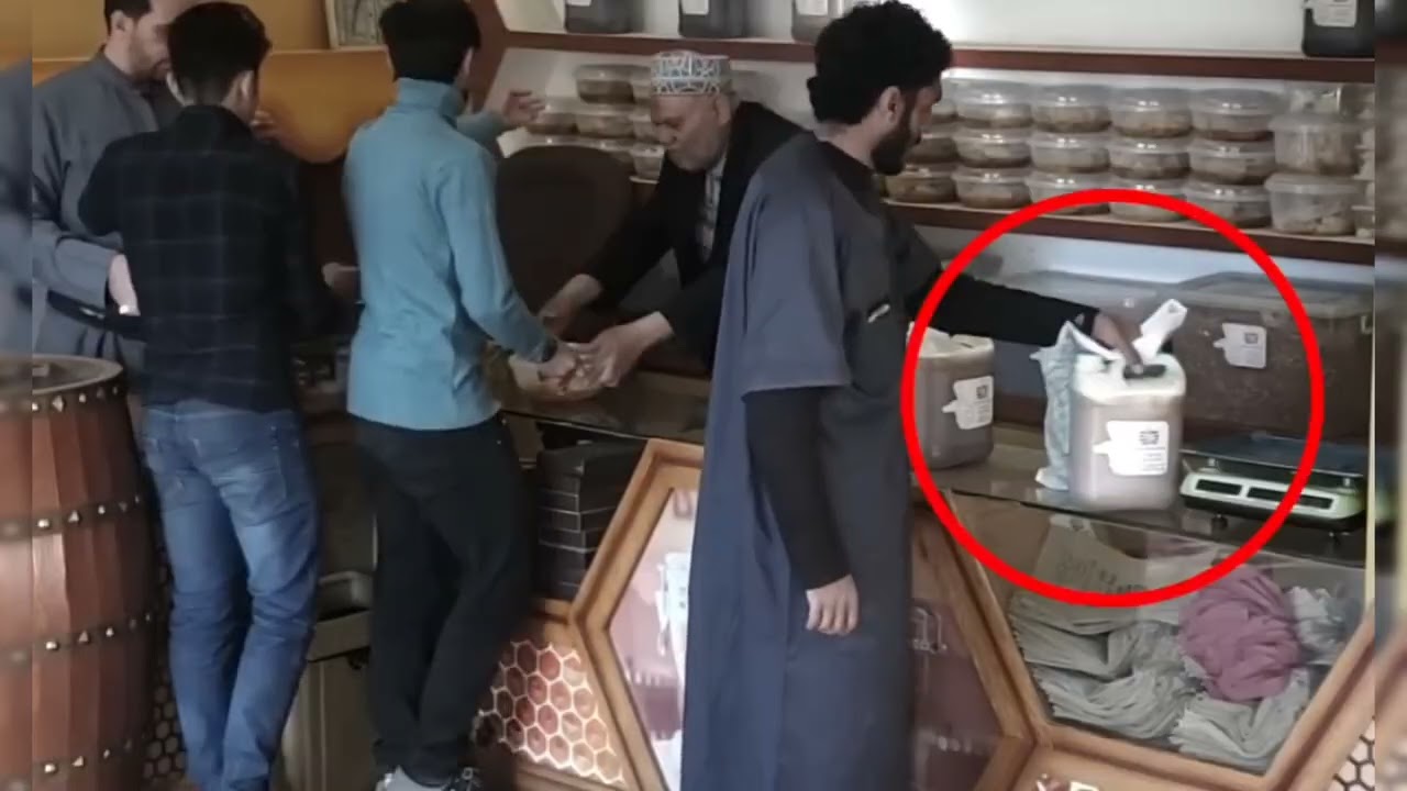 فخاطر مالين المحلات عودو ردو لبال الشفرة كثرات..☝️