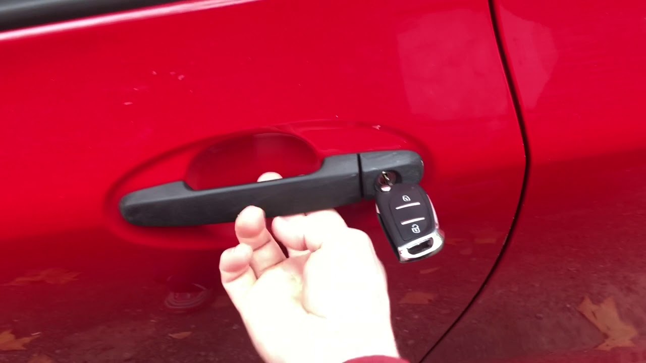 Toyota Yaris Autoschlüssel nachmachen mit Fernbedienung - Keyline Mini 884 - Keydiy B
