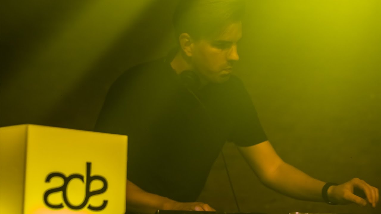 Moombahteam Presents: Hip Control - ADE 2017