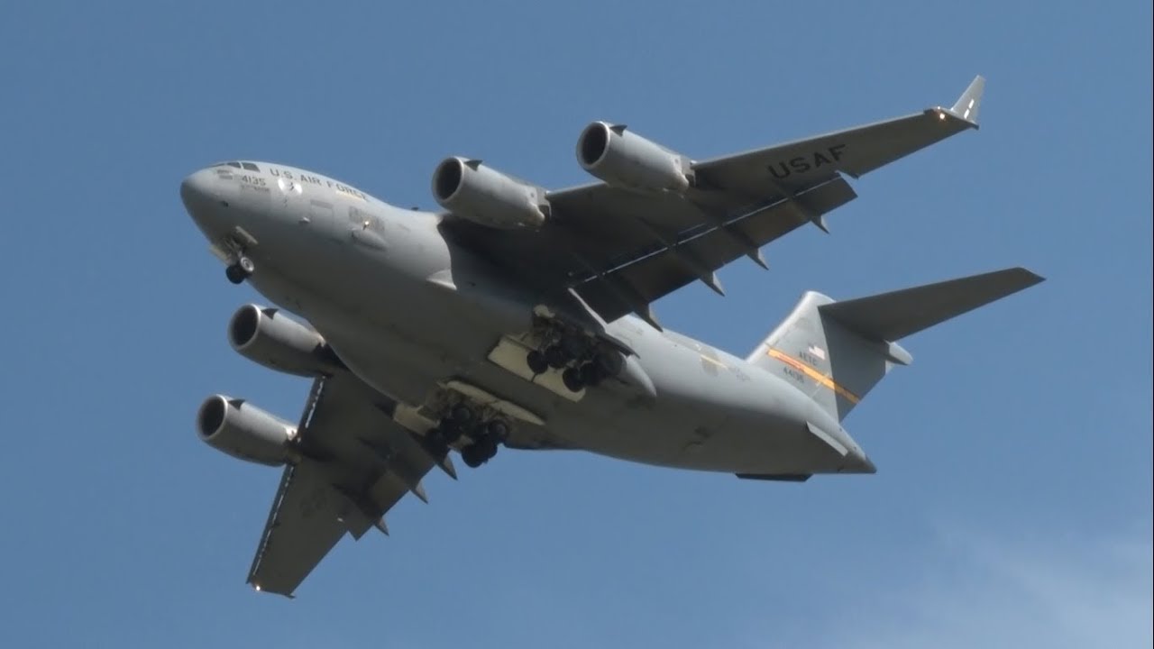 EAA AirVenture 2018 - C-17 Globemaster III Demonstration