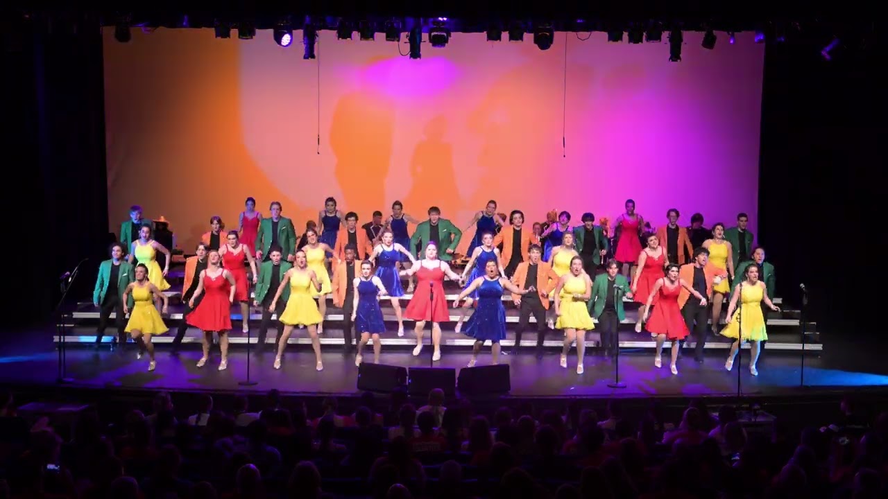 NNHS Entourage performs at Clash 2026