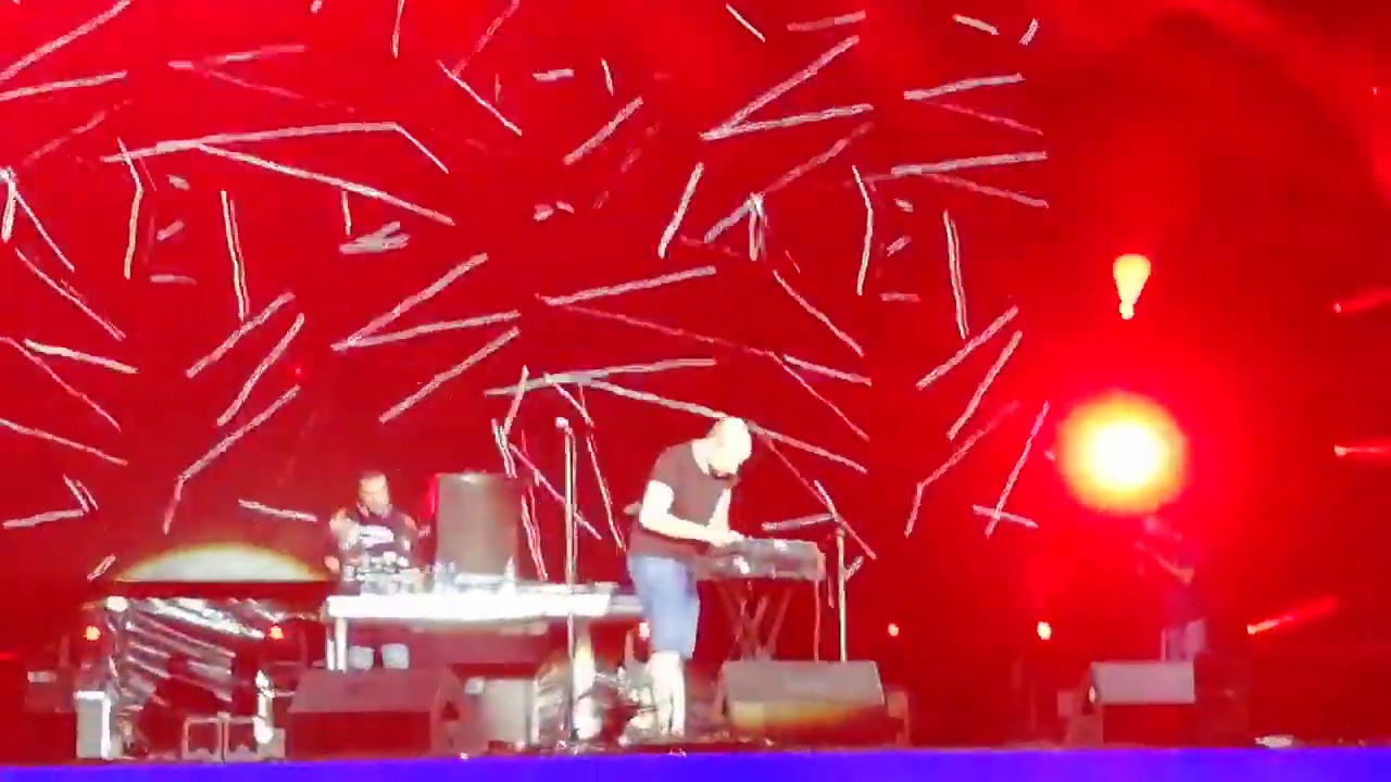 Vojko V - Kako To (live @ Belgrade Beer Fest 16.08.2019)
