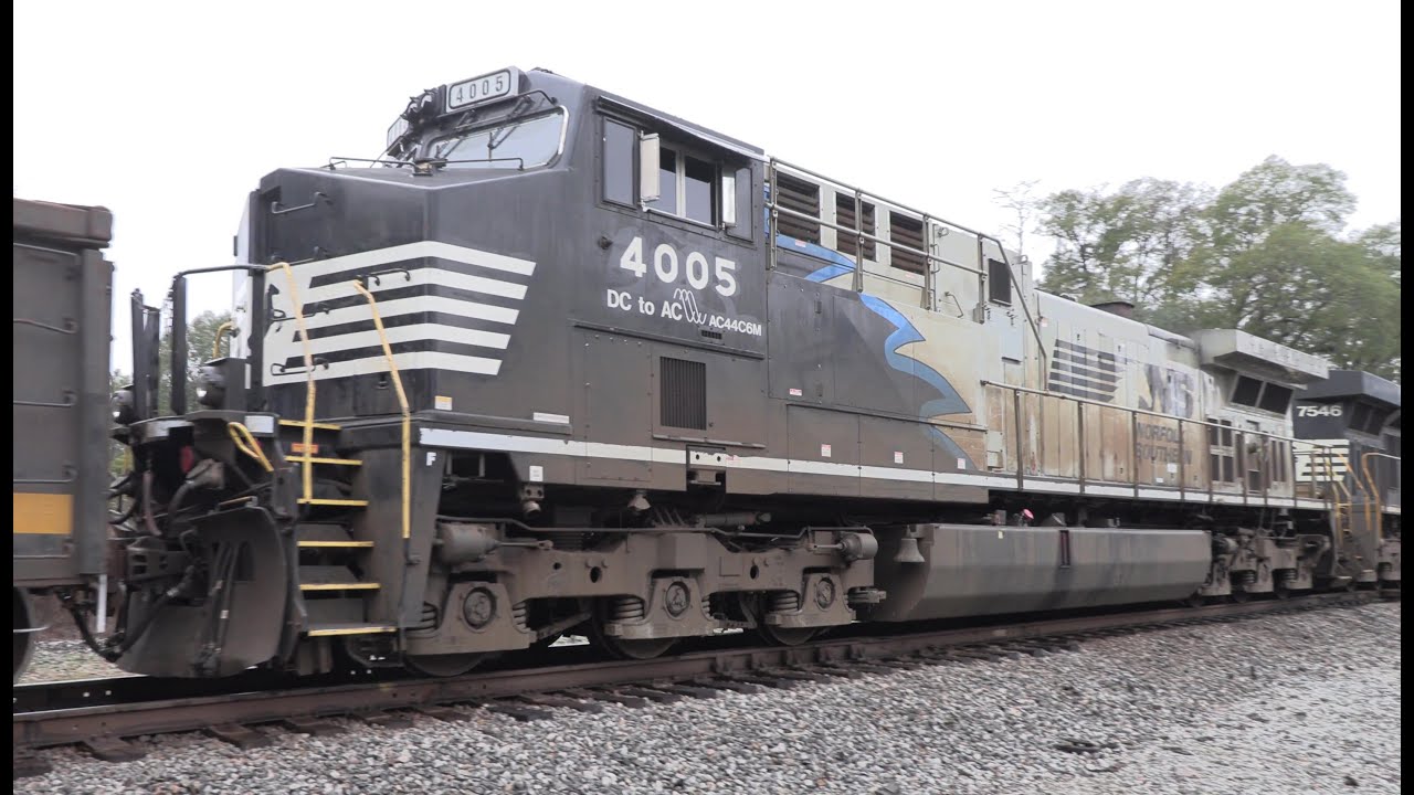 01/04/2026 First video of the year! CSX/NS at Crawford and Callahan, Florida