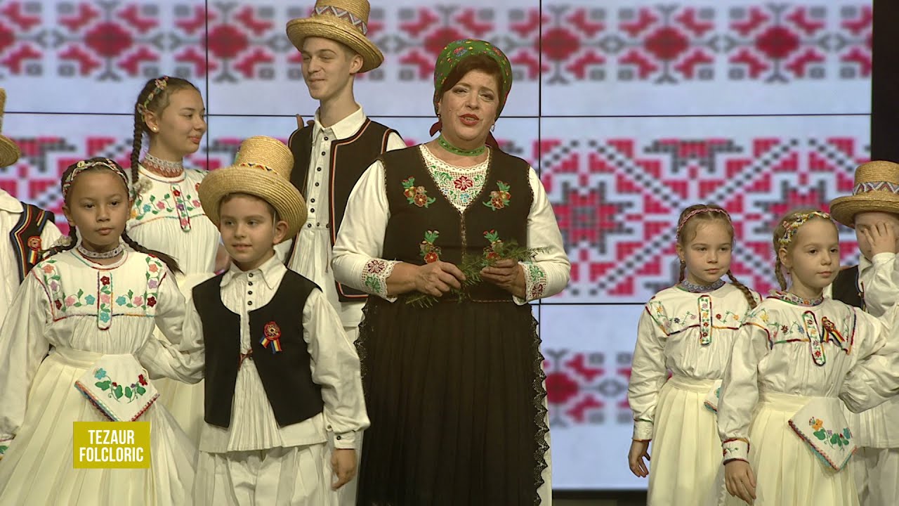 Maria Carmen Sas - Crenguță verde de brad (@Tezaur folcloric)