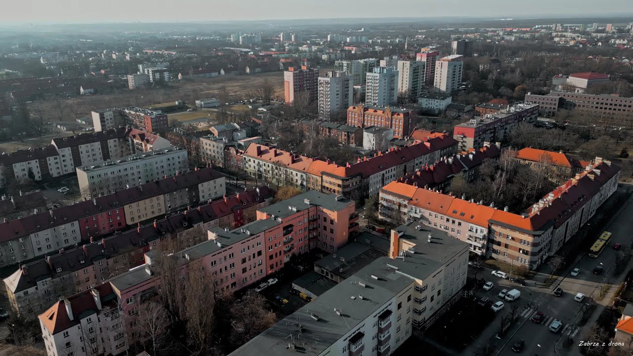 Zabrze z drona - widok panoramy z nad ul.de Gaulle'a