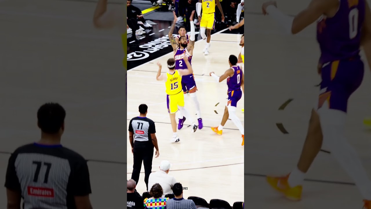 Джексон Хейз забивает этот мяч с навеса &mdash; это просто безумие 🤯 #nba