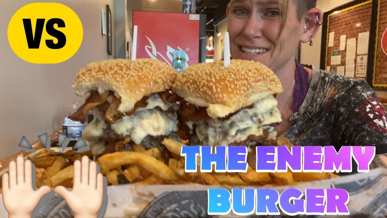 MOLLY VS THE ENEMY BURGER | BUDDYS BURGERS | BEAT THR ENEMY | WOMAN VS FOOD