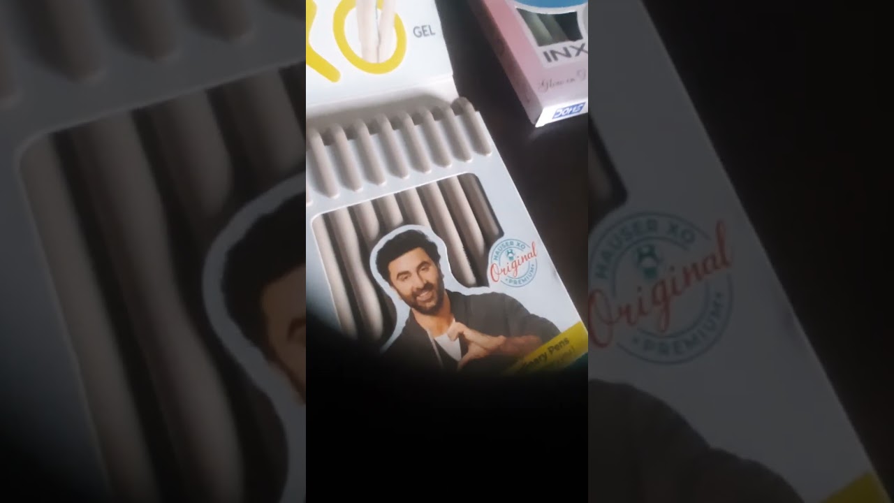 Best Quality pens for students only 10 RS you buy in 10 rupees . 