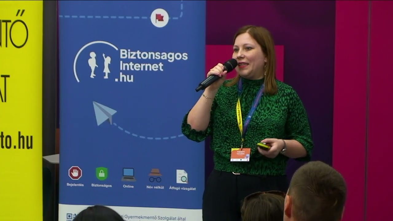 Turányi Tatjána - Mesterséges jelenlét, valódi magány