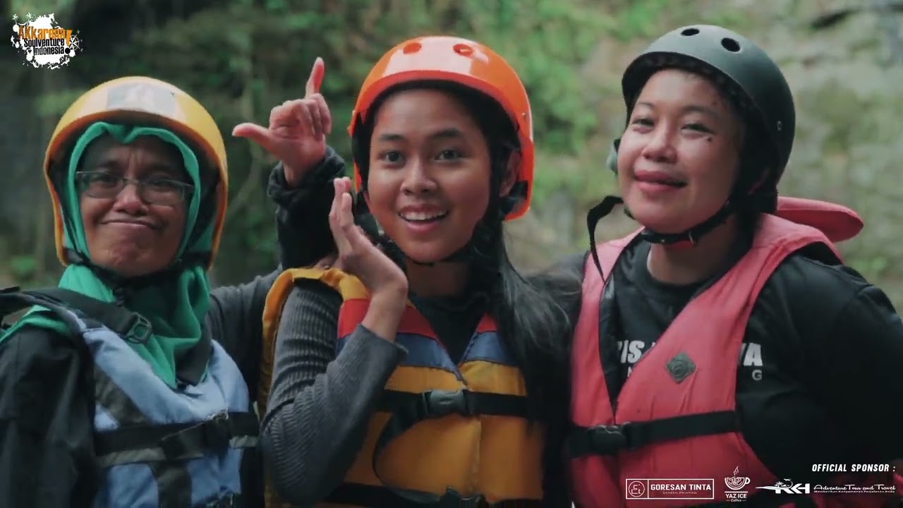 Aksi Water Canyoning Lacolla seri X