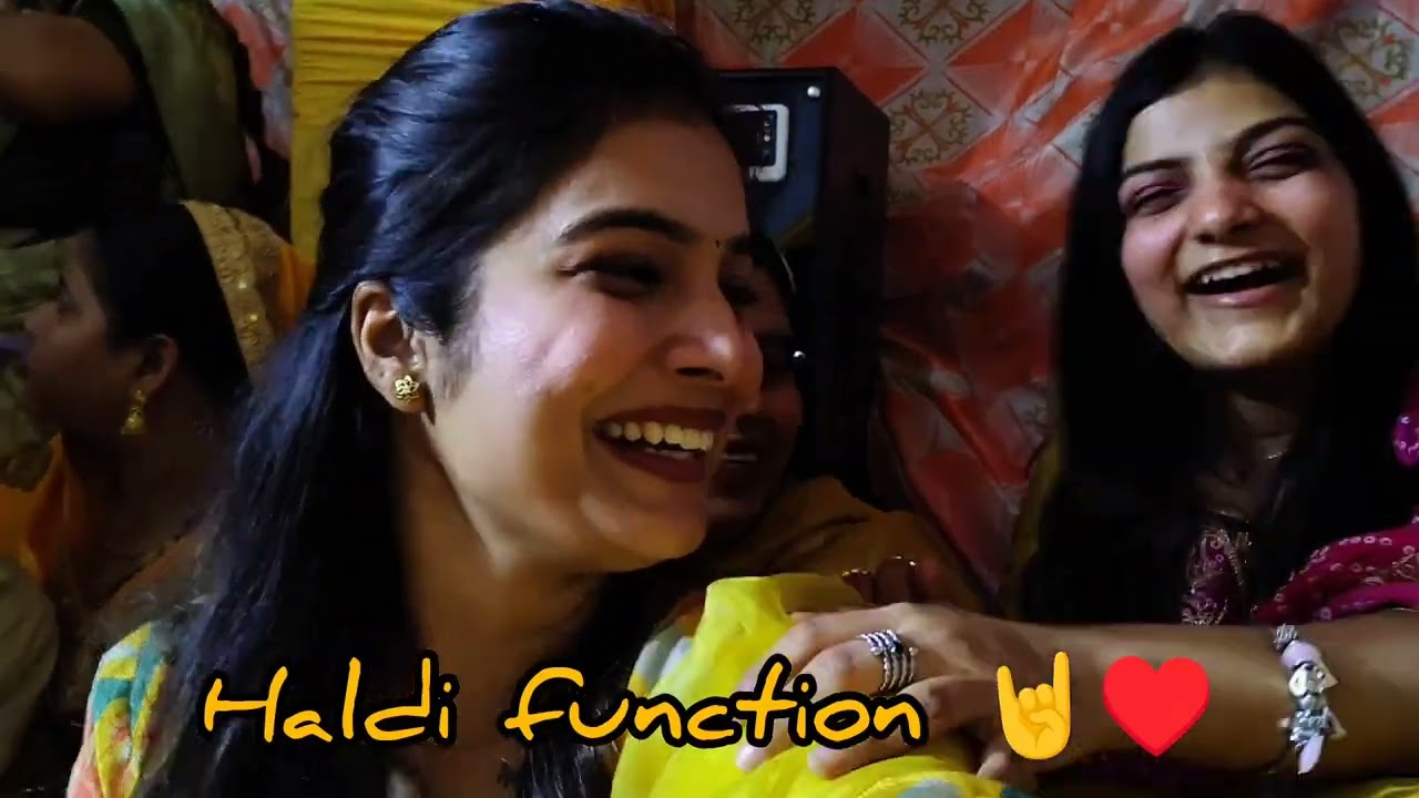 Haldi function party 🥳❤️#viralvideo #youtubevideo #vlogvideo #pleasesubscribe #haldigeet 