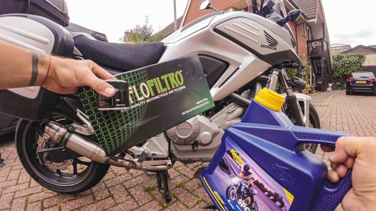 How to change oil on NC700X