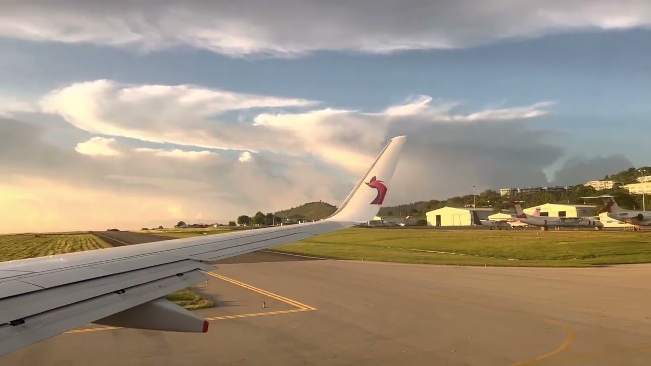 Flying on Air Niugini’s Boeing 737-800 (Winglets) from Port Moresby to Lae…