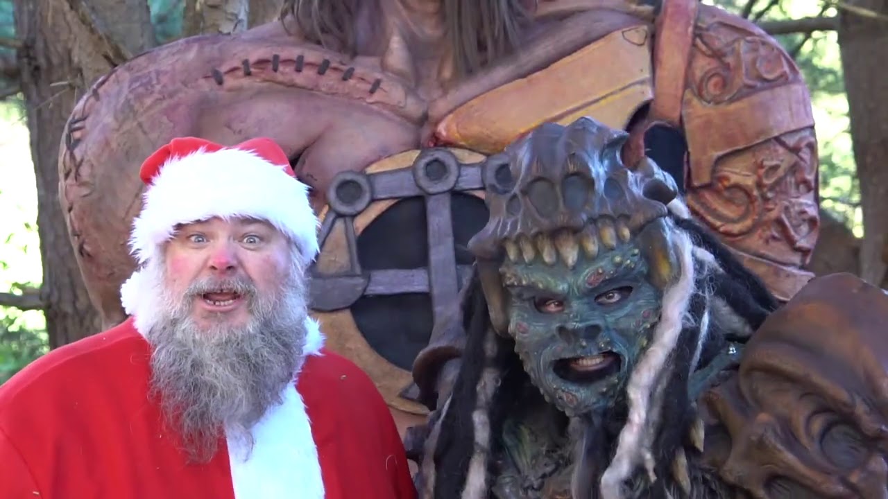 Pustulus Maximus fights Santa Claus and Jesus Christ (but he returned the sack)