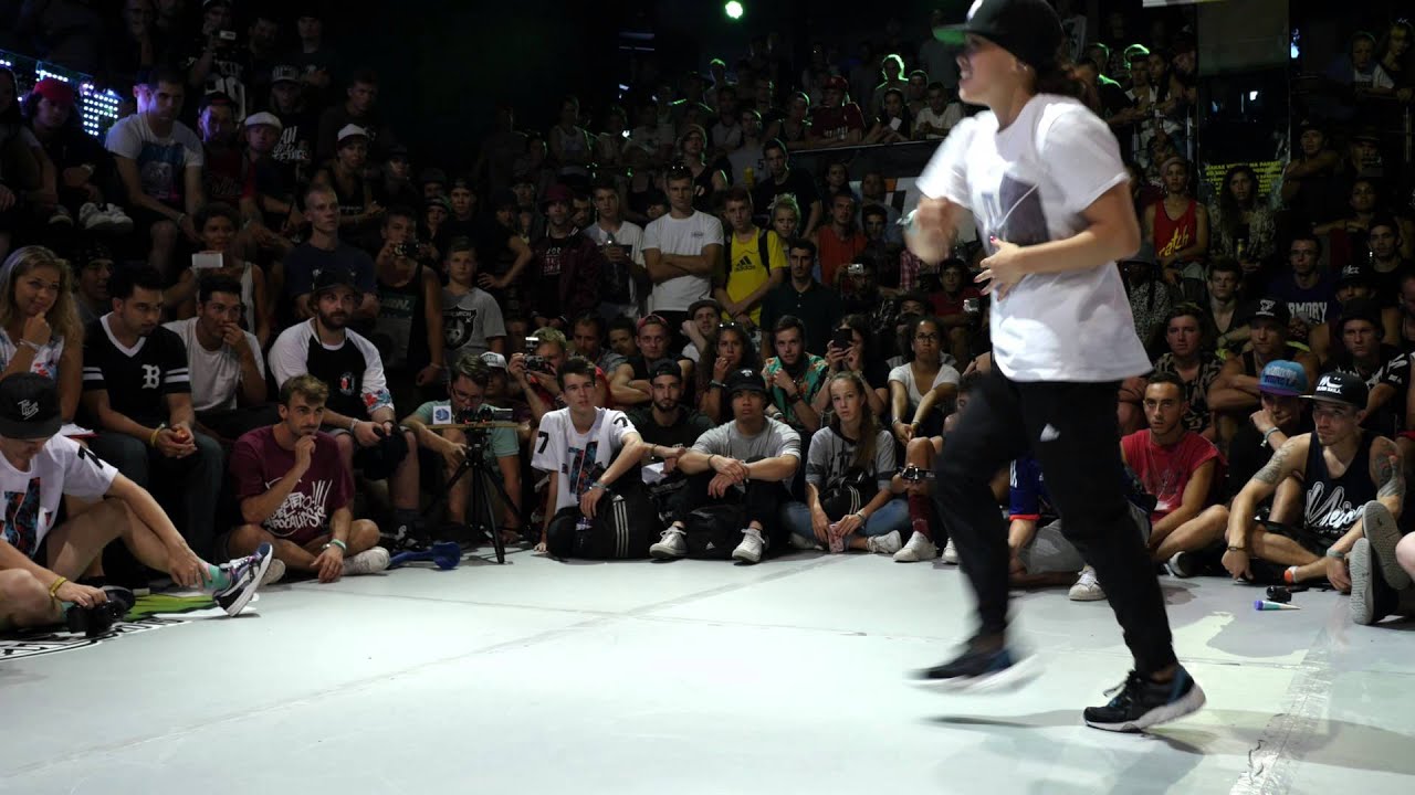 Outbreak Europe 2015 1vs1 Bgirl Final | Terra (UK) vs Sunny (USA)